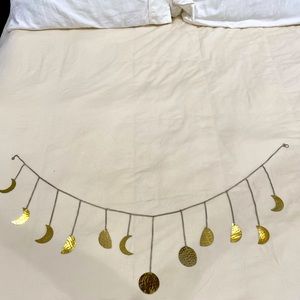 Phasing Moon Wall Decor